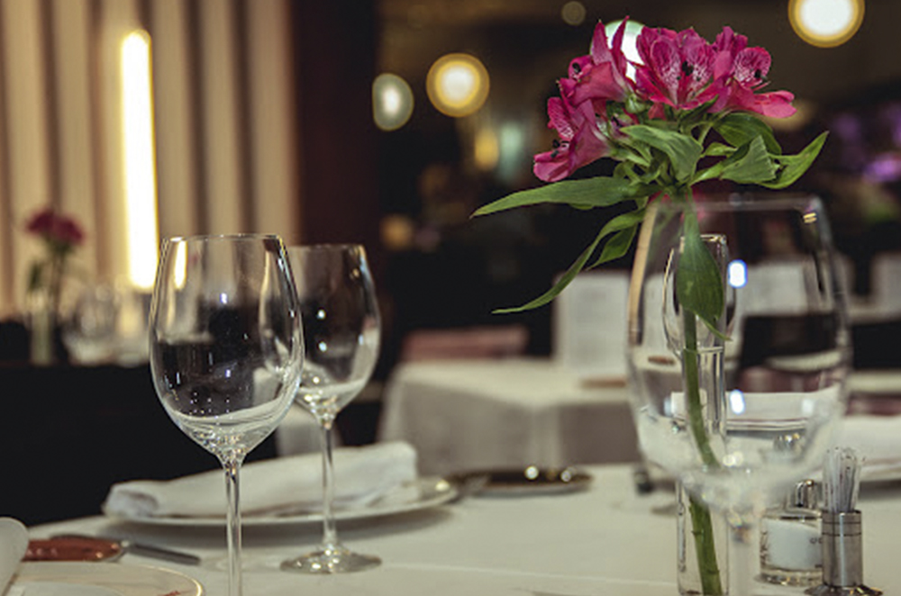 RESTAURANTE SALZILLO - Un sitio emblemático de Murcia, cocina de producto local con un toque innovador