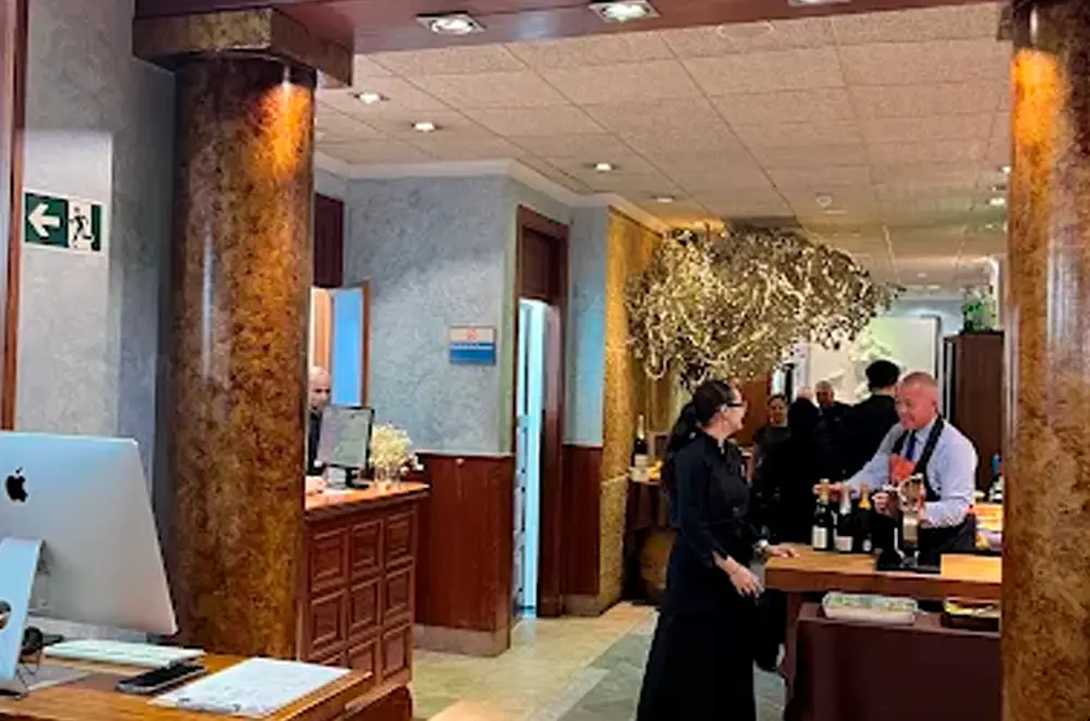 RESTAURANTE EL CHURRA - Otro de los lugares emblemáticos de la gastronomía murciana, cocina tradicional con toques modernos y una gran bodega