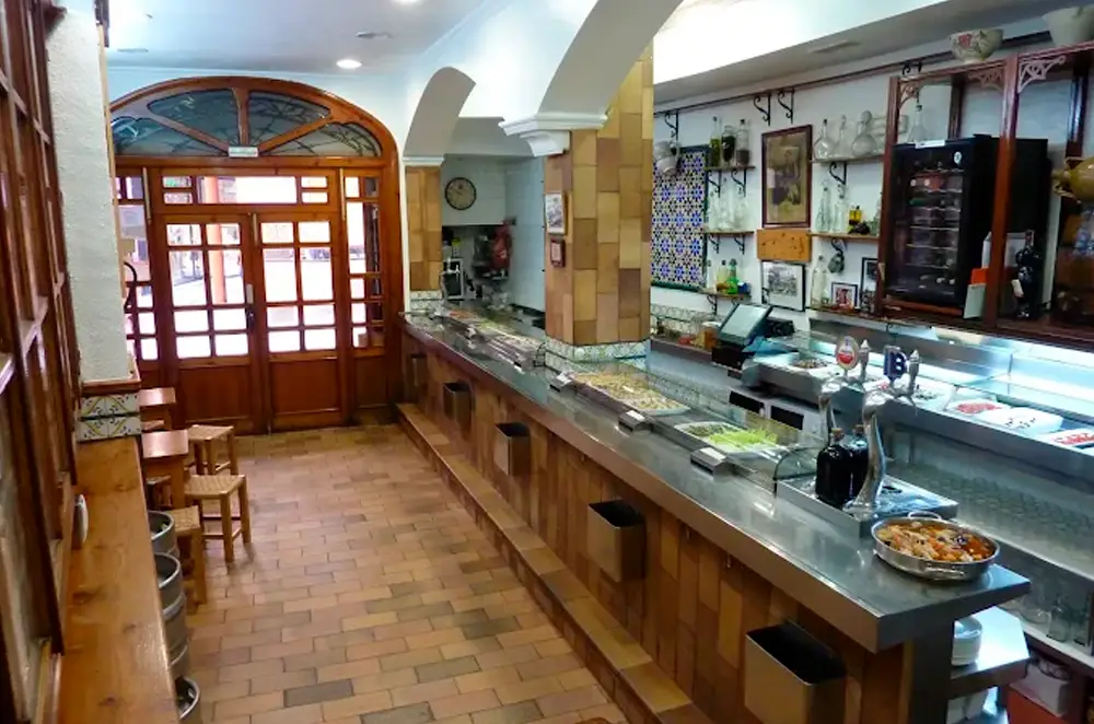 BAR LOS ZAGALES - Una de las tabernas con más solera de Murcia, en 2026 cumplirán un siglo preparando las tapas más típicas de Murcia